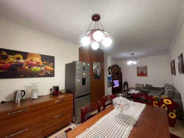 Tirane, shitet apartament 1+1+Verande Kati 5, 66 m² 130.000 Euro (Jordan Misja)