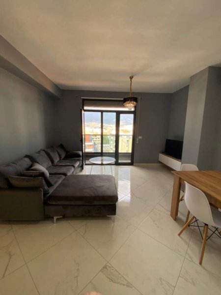 Tirane, jepet me qera apartament 1+1 Kati 6, 70 m² 500 Euro (Ali Demi)