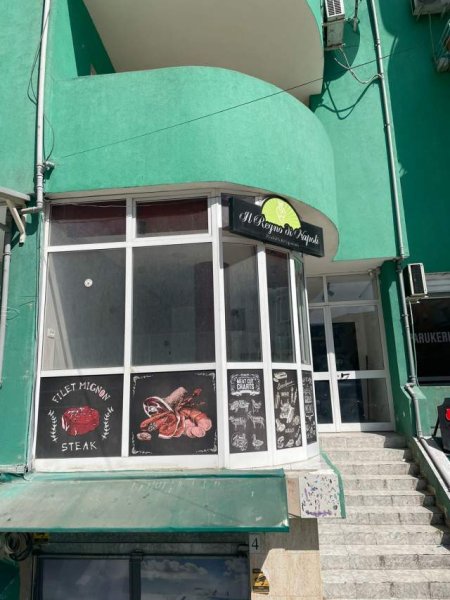 Tirane, jepet me qera zyre Kati 1, 100 m² 400 Euro (Komuna e Parisit)