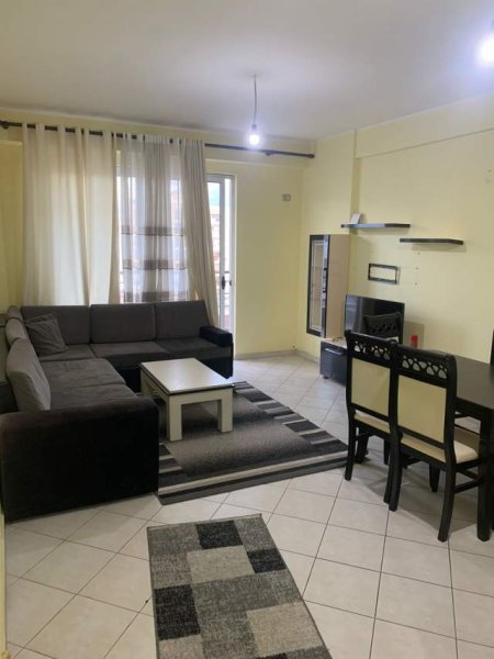 Tirane, jepet me qera apartament 3+1+BLK Kati 6, 128 m² 350 Leke (Astrit Losha)