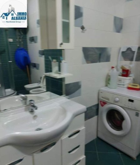 Tirane, jepet me qera apartament 2+1+BLK Kati 6, 112 m² 550 Euro