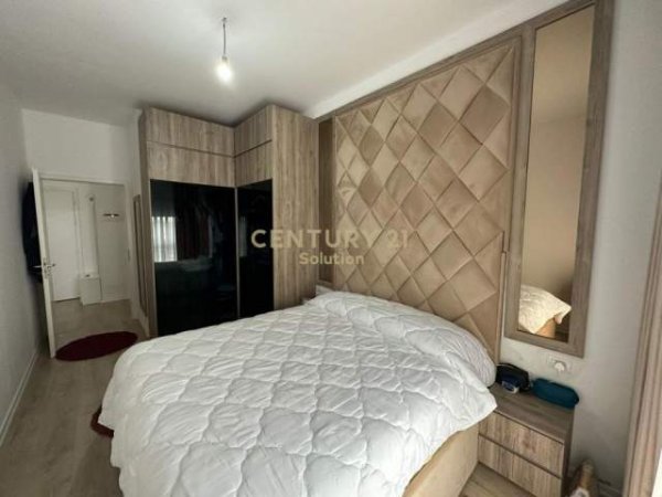 Tirane, shitet apartament 1+1+BLK Kati 8, 57 m² 115.000 Euro (KOMPLEKSI MAGNET)