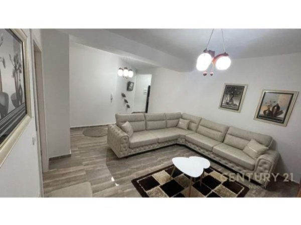 Tirane, jepet me qera apartament 1+1+A+BLK Kati 3, 95 m² 550