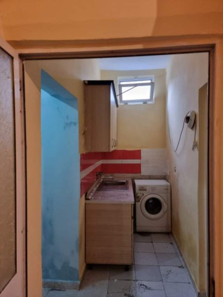 Tirane, jepet me qera apartament 1+1 Kati 3, 65 m² 25.000 Leke (Inxhinieria e Ndertimit)