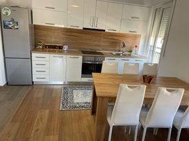 Tirane, jepet me qera apartament 1+1+BLK Kati 8, 67 m² 32.000 Leke (blv yzberisht)