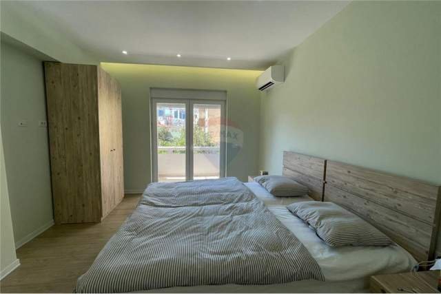 Tirane, shitet apartament 1+1+BLK Kati 2, 37 m² 89.000  (rruga elbasanit)