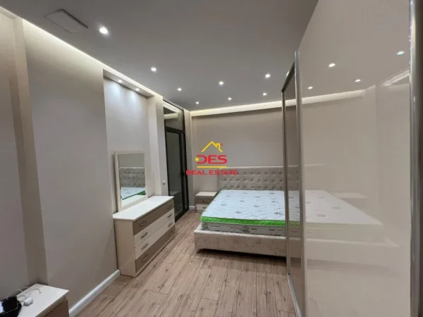 Vlore, shitet apartament 1+1+Ballkon Kati 3, 60 m² 145.000 € (Rruga Dhimitër Konomi)
