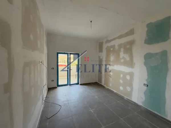 Dhermi - Palase, shitet apartament 1+1+Ballkon Kati 2, 82 m² 280.000 € 