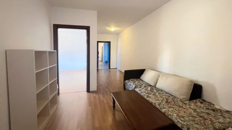 Tirane, jepet me qera ambjent biznesi Kati 4, 150 m² 1.350 € (Ambasada Amerikane)