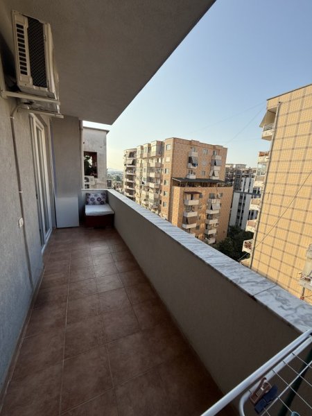 Tirane, jepet me qera apartament 1+1 Kati 8, 75 m² 400 € (Mikel Marubi)
