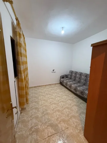 Tirane, shitet apartament 3+1+Ballkon Kati 3, 120 m² 270.000 € (KOMUNA E PARISIT)