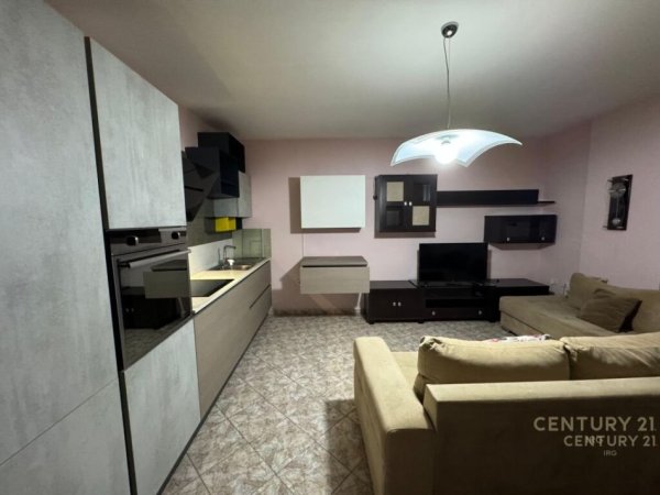 Tirane, jepet me qera apartament 2+1 Kati 3, 85 m² 550 € (Delijorgji)