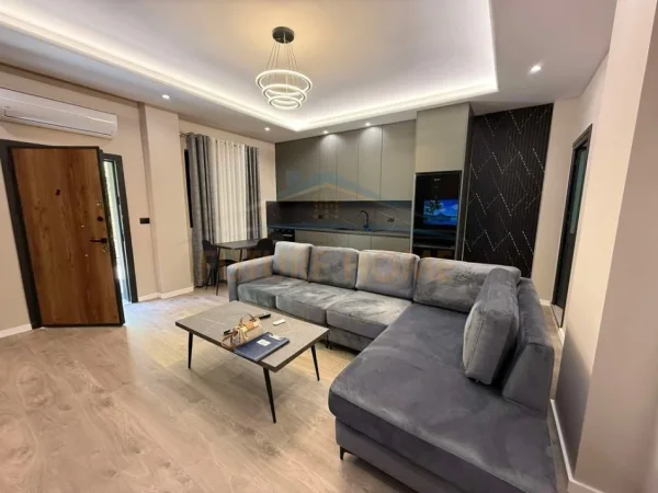 Tirane, shitet apartament 1+1 Kati 0, 56 m² 130.000 € (Liqeni i Thate)