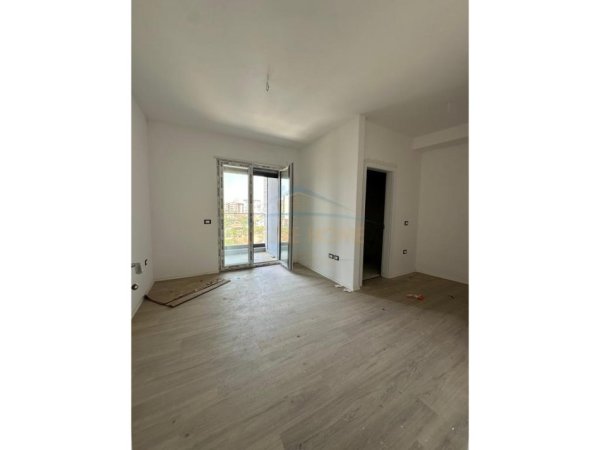 Tirane, shitet apartament 2+1+Ballkon Kati 3, 108 m² 183.260 € (JORDAN MISJA)