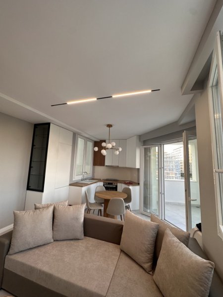 Tirane, jepet me qera apartament 1+1+Ballkon Kati 3, 70 m² 550 € (River Residence Astir)