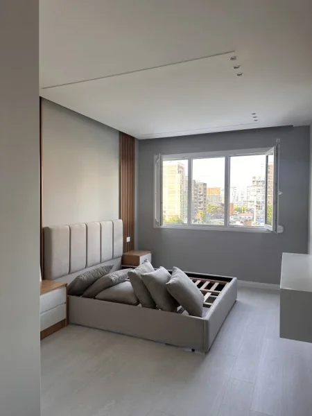 Tirane, jepet me qera apartament 1+1+Ballkon Kati 3, 70 m² 550 € (River Residence Astir)