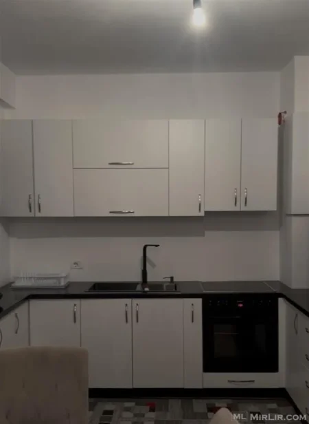 Tirane, shitet apartament 1+1 Kati 8, 70 m² 135.000 € (Astir , Kompleksi Fratari)