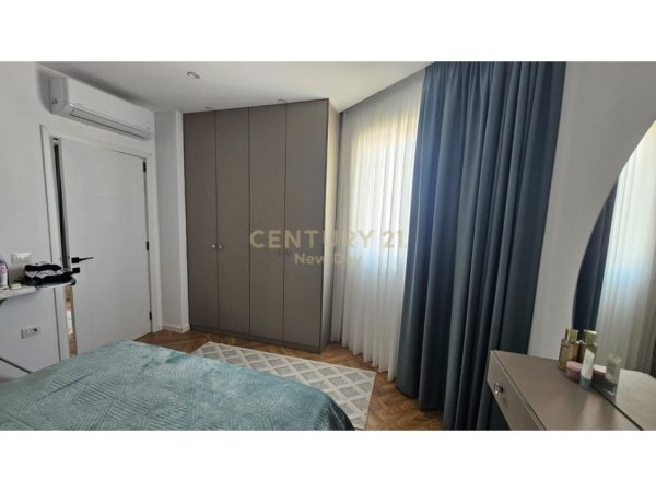 Golem, shitet apartament 1+1 Kati 6, 79 m² 150.000 € (Golem Grand Blue Fafa)