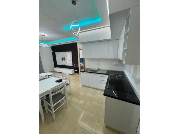 Durres, jepet me qera apartament 1+1 , 70 m² 350 € (PLAZH ( PLEPA ) DURRES)