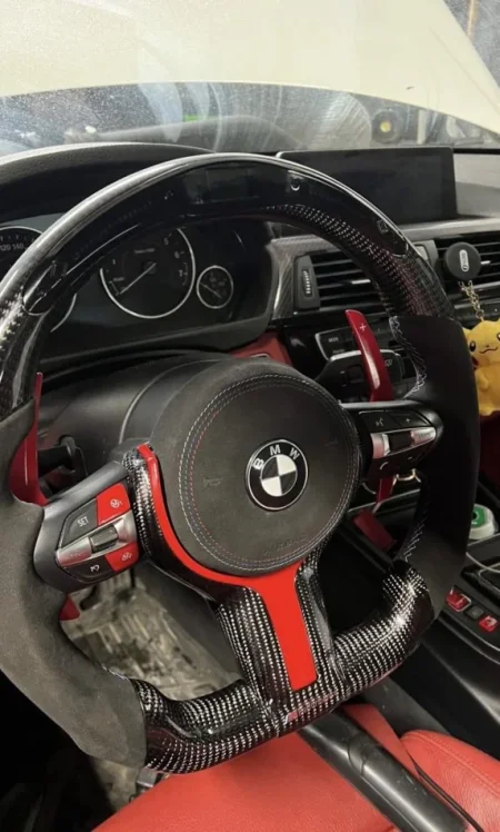 ✅SHITEN TIMONA ORIGJINAL CARBON BENZ AMG 2024-25 AUDI RS Q BMW///M PORSCHE VW PER CDO MODEL EDHE ME POROSI SIPAS DESHIRES ❌KUJDES JO TIMONA FAKE KINEZ APO ME LYRJE❌ I VETMI NE SHQIPERI QE NE VITIN 2019 PER TIMONA 100% CARBON PJES CARBON DHE VESHJE MAKINASH instagram ✅_WRAPKINGZ_✅