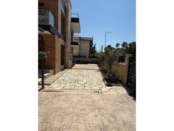 Kavaje, shitet Vile 2+1 , 144 m² 320.000 € (GOLEM)