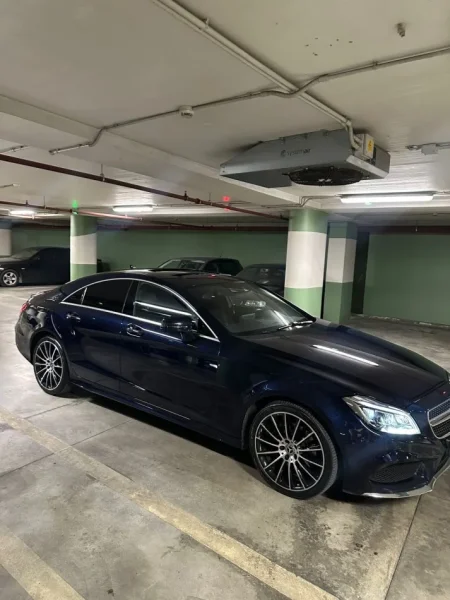 Tirane, shes makine Nafte, blu e errët automatik Klima 21.500 €