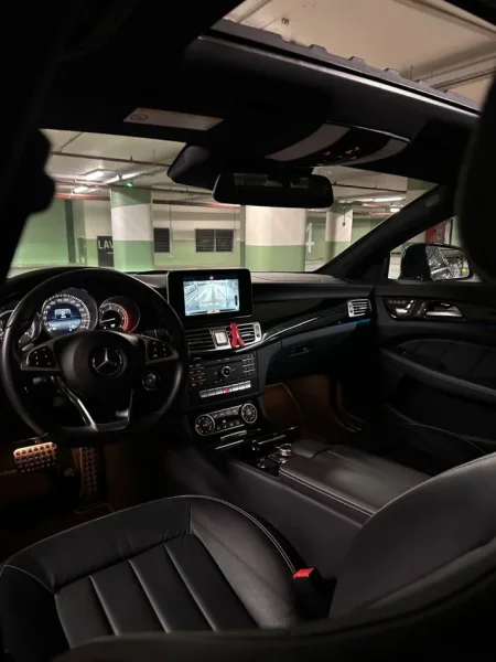 Tirane, shes makine Nafte, blu e errët automatik Klima 21.500 €