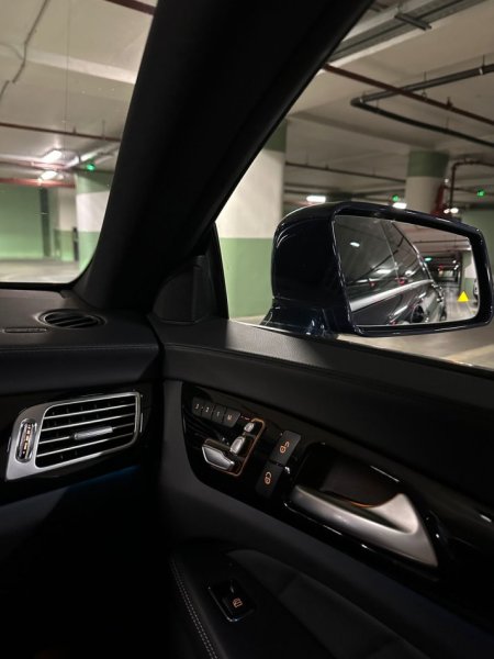 Tirane, shes makine Nafte, blu e errët automatik Klima 21.500 €