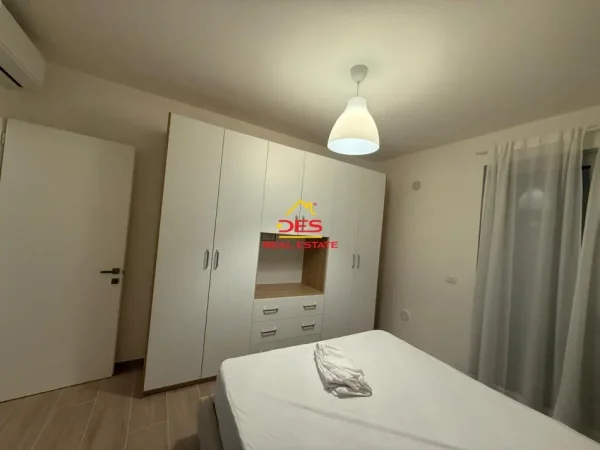 Vlore, jepet me qera apartament 1+1+Ballkon Kati 2, 80 m² 300 € (Orikum, Vlorë)