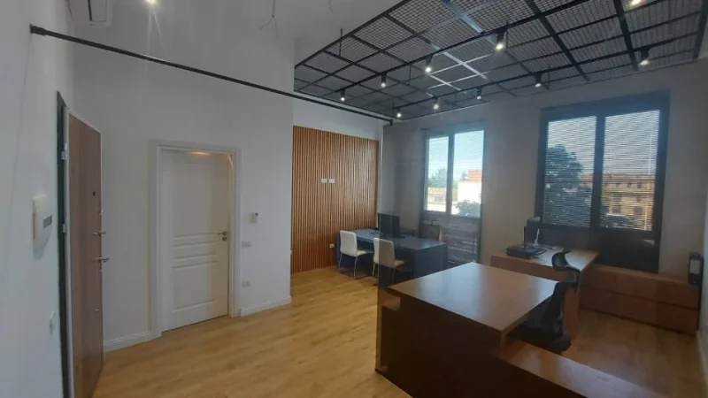 Tirane, shitet zyre Kati 2, 42 m² 105.000 € (KONGRESI MANASTIRIT)