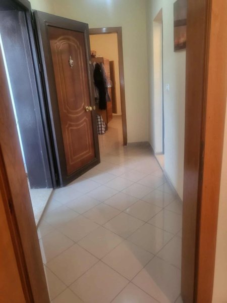 Tirane, shes apartament 1+1 Kati 2, 49 m² 65.000 € (Rruga Petraq Leka Kombinat)