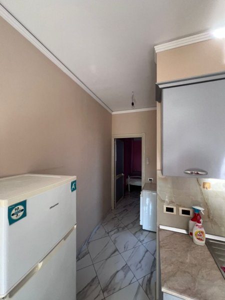 Tirane, jepet me qera Vile 1+1+Ballkon Kati 3, 60 m² 350 € (allias)