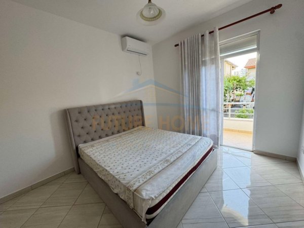 Tirane, jepet me qera shtepi 2 Katshe Kati 1, 100 m² 500 € (Prane rotondos)