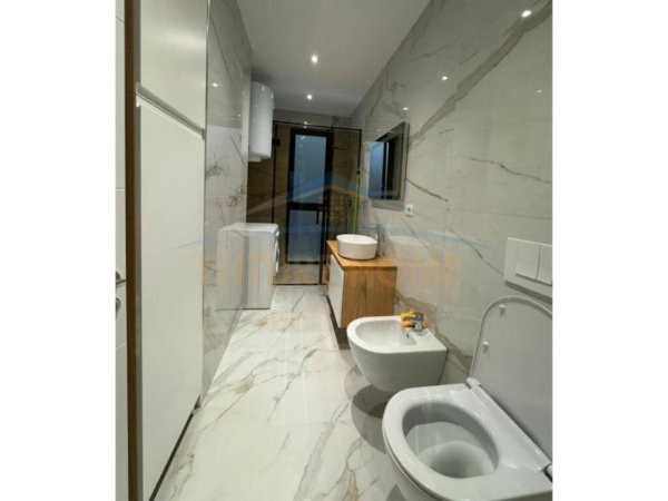Tirane, jepet me qera apartament 2+1 , (Unaza e re)