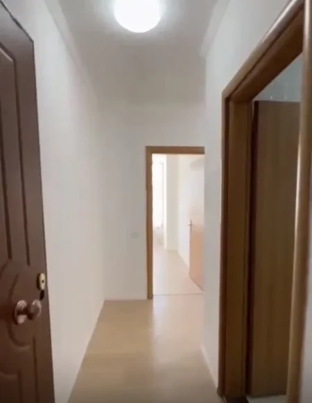 Tirane, shitet apartament 1+1 Kati 9, 87.000 € (Rruga Besim Alla)