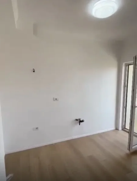 Tirane, shitet apartament 1+1 Kati 9, 87.000 € (Rruga Besim Alla)