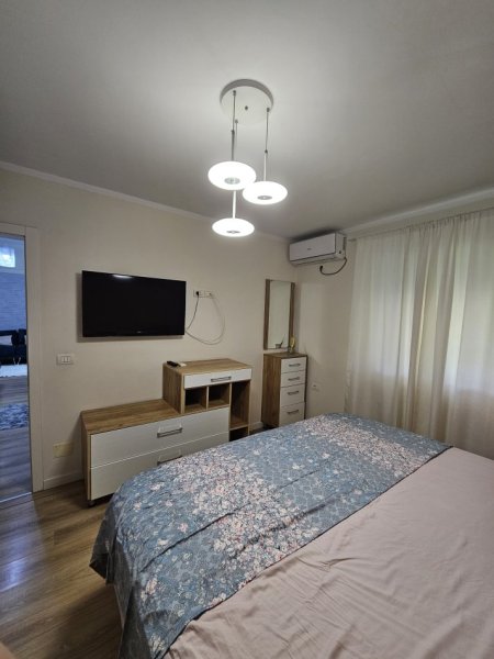 Tirane, jepet me qera apartament 2+1 Kati 4, 60 m² 55.000 ALL (Rr. Mihal Grameno, Pas Lej&Laj)