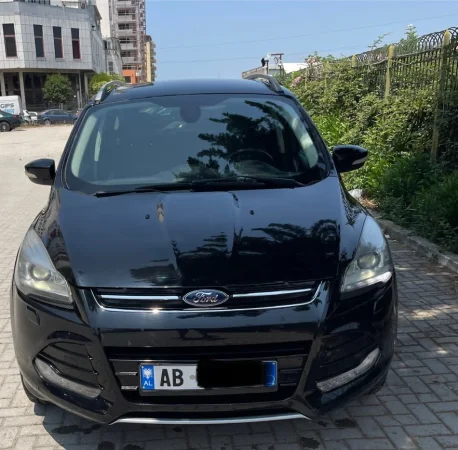 Tirane, shes makine Ford Nafte, e zeze automatik Kondicioner 192.000 km 8.500 €