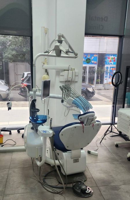 Tirane, shitet ambjent biznesi Kati 0, 45 m² 37.001 € (Rruga Barrikadave)