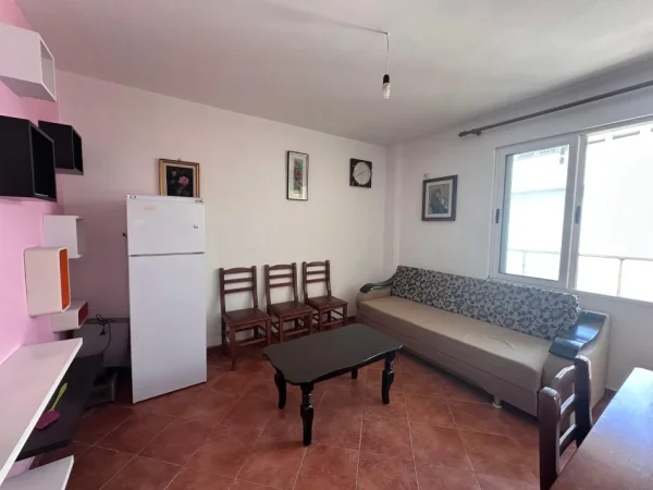 Shqiperi, shitet 1+1 Kati 3, 50.000 €