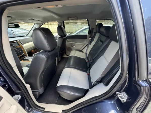 Tirane, shitet SUV | Xhip Jeep grand cherokee Nafte, blu e errët automatik Kondicioner 175.000 km 6.800 €