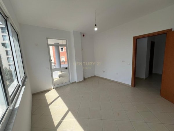 Tirane, shes apartament 1+1 Kati 4, 64 m² 84.000 € (Fresku)