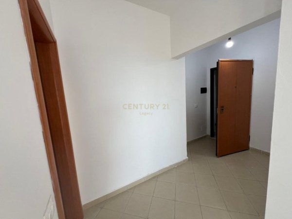 Tirane, shes apartament 1+1 Kati 4, 64 m² 84.000 € (Fresku)