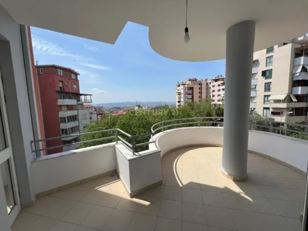 Tirane, shes apartament 1+1 Kati 4, 64 m² 84.000 € (Fresku)