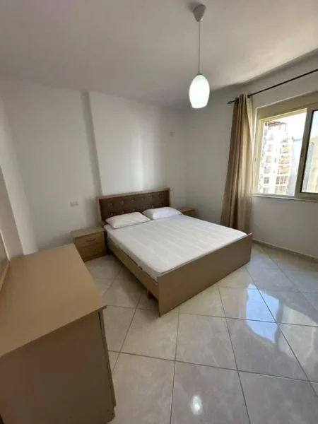 Durres, shitet apartament 2+1+Ballkon Kati 4, 80 m² 150.000 € (Me pamje nga deti dhe ashensor)