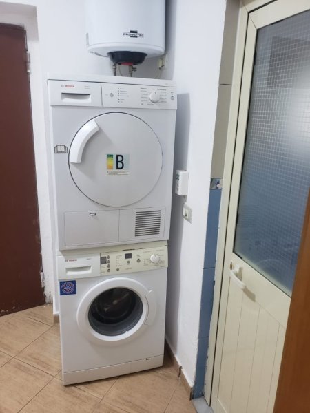 Tirane, jepet me qera apartament 1+1 Kati 1, 80 m² 350 € (Rruga Ali Visha)