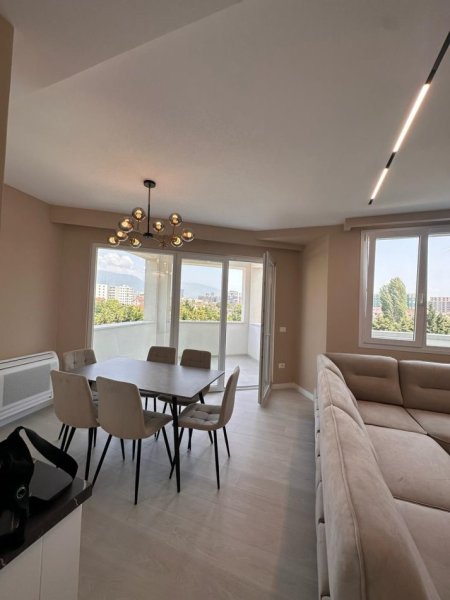 Tirane, jepet me qera apartament 2+1+Ballkon Kati 6, 117 m² 800 € (River Residence, Astir)
