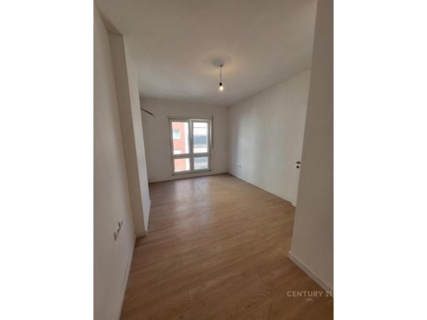 Tirane, jepet me qera apartament 2+1 Kati 3, 82 m² 500 € (Rruga Bardhyl)