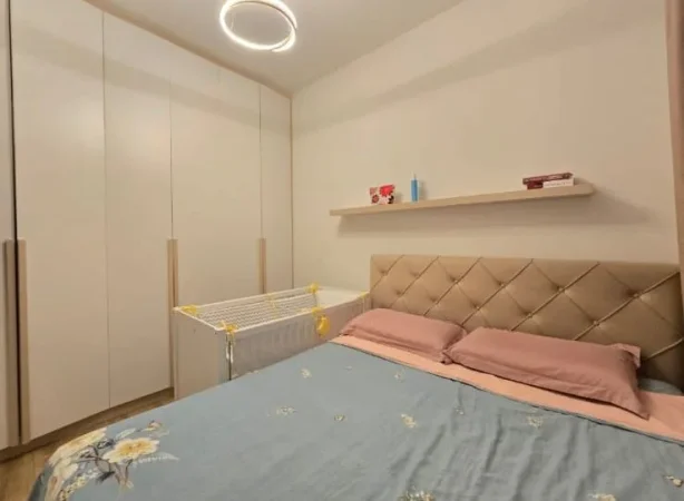 Tirane, jepet me qera 1+1 , (Kompleksi Mangalem 21, Ali Dem)