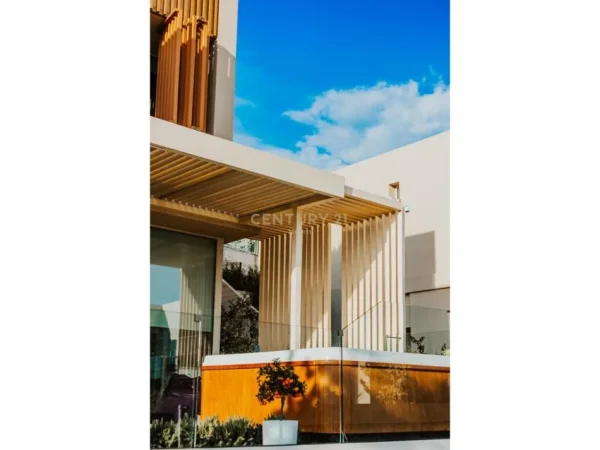 Dhermi - Palase, shitet Vile 2+1+Aneks+Ballkon Kati 0, 215 m² 1.500.000 € (Neom116415)